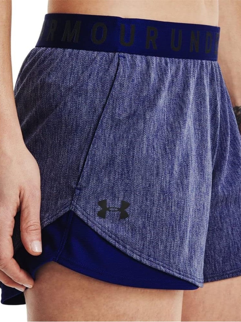 Under Armour Women's Blue Performance Shorts Medium